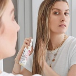The Honest Company Conditioning Hair Detangler | Leave-in Conditioner + Fortifying Spray | Tear-free, Cruelty-Free, Hypoallergenic | Almond Nourishing, 4 fl oz - Image 5